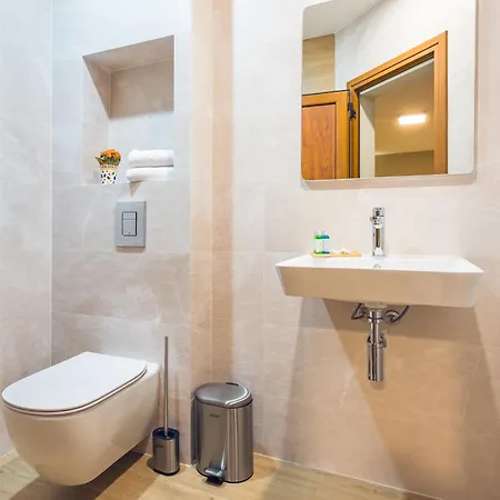 Готель Albatros New Town 3*